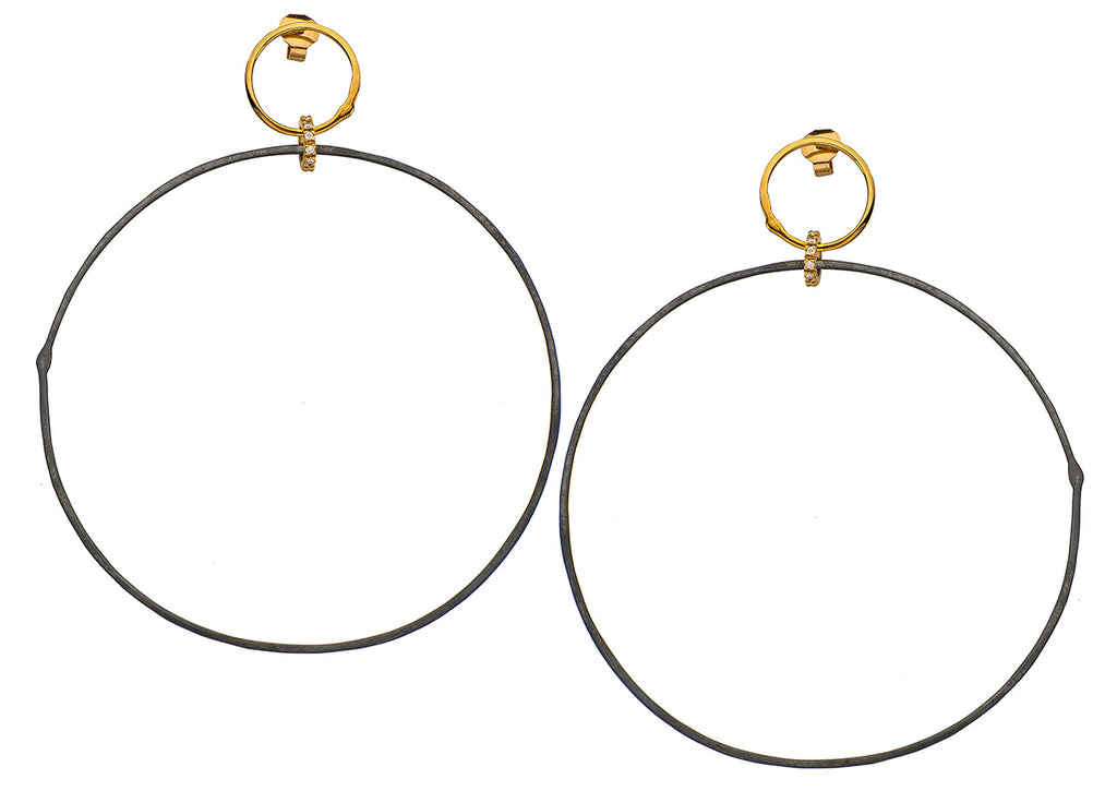 Oxidised Hoops on Gold and Diamond